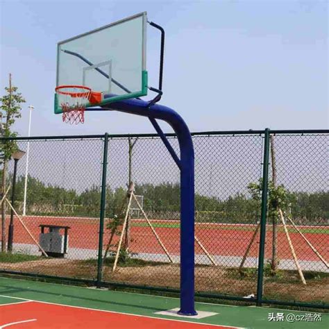一个普通的篮球架子多少钱