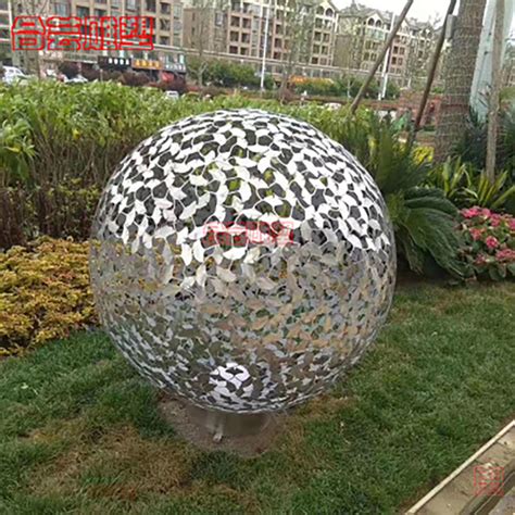 上海不锈钢广场圆球雕塑