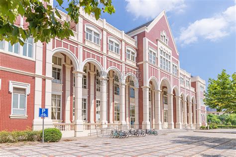 上海外国语大学可以参观吗