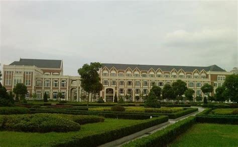 上海外国语大学研究生院