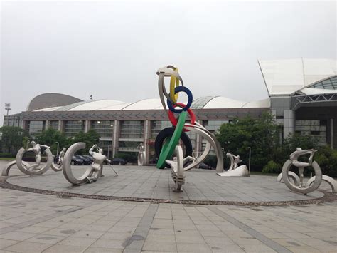上海广场玻璃钢雕塑哪里好