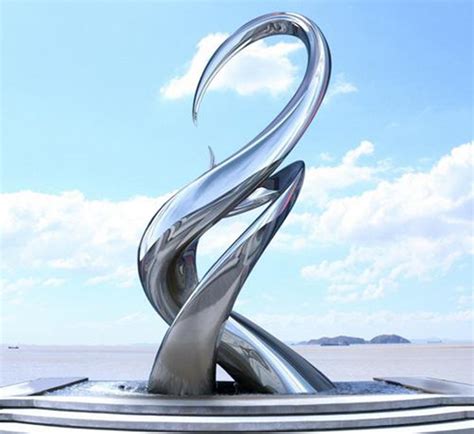 上海拉丝玻璃钢雕塑价格