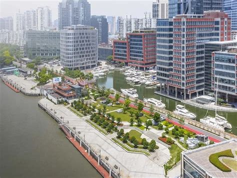 上海现代建筑装饰环境