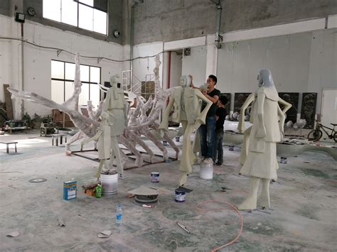 上海玻璃钢雕塑制作流程