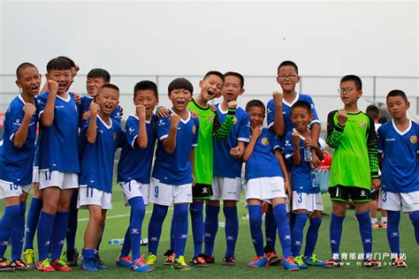 上海青少年足球学校夏令营