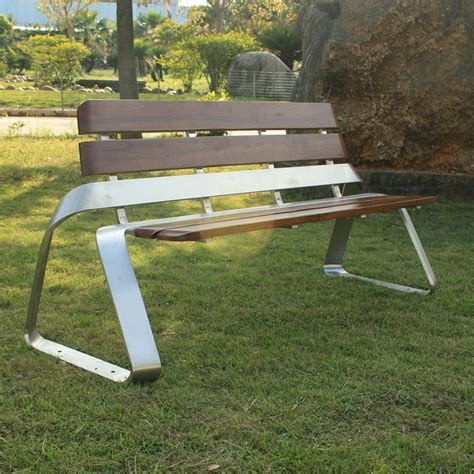 不锈钢休闲椅雕塑厂家
