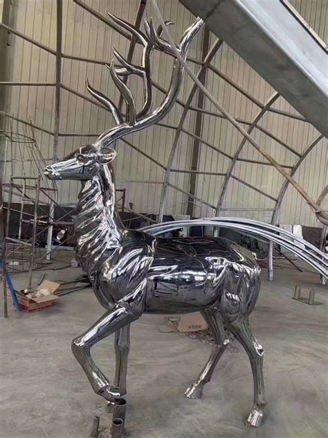 不锈钢雕刻梅花鹿