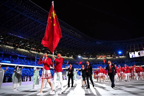东京奥运会中国代表团旗手