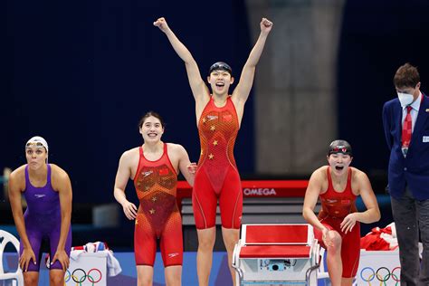 东京奥运会游泳队颁奖视频