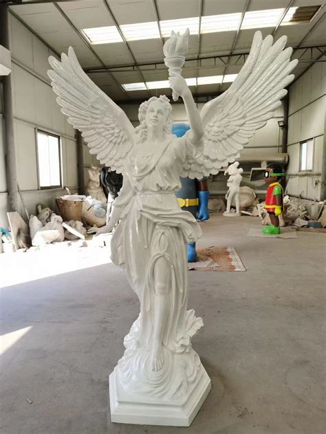 东莞玻璃钢女神人物雕塑价格