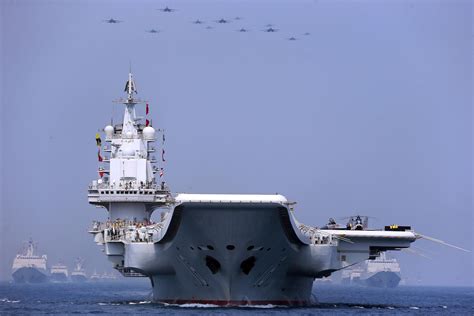 中国军舰与美舰最新视频消息