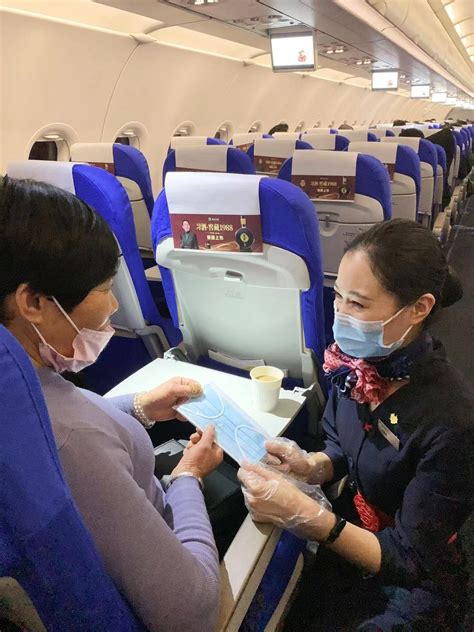 中国南方航空女乘客据理力争