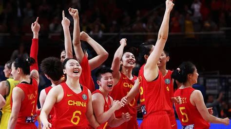 中国女篮与朝鲜比赛