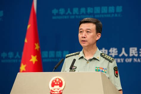 中国现任国防部防长是谁