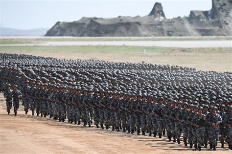 中国现役军人有多少万