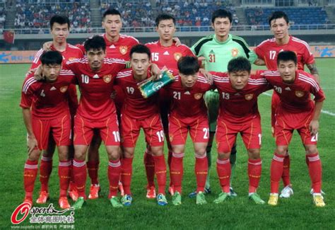 中国男足vs新加坡直播