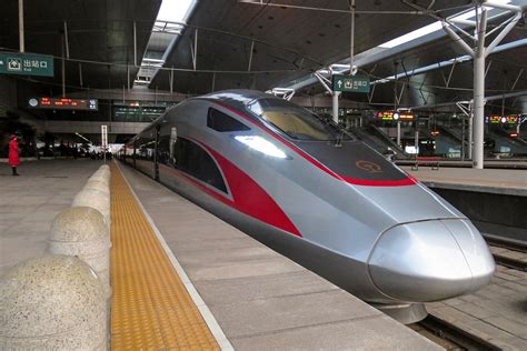 中国高铁是中国创造的一张名片