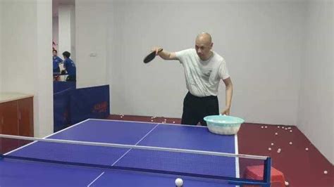 乒乓球直板反手反胶技术