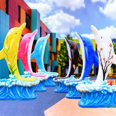 云南玻璃钢海豚雕塑