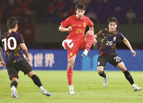 亚运男足中国队第三场比赛