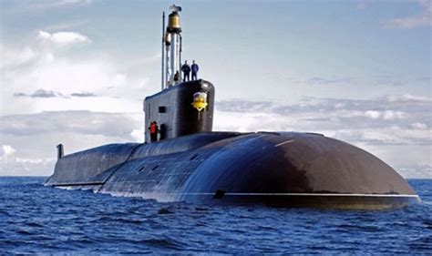 俄罗斯三艘核潜艇进入美东海岸