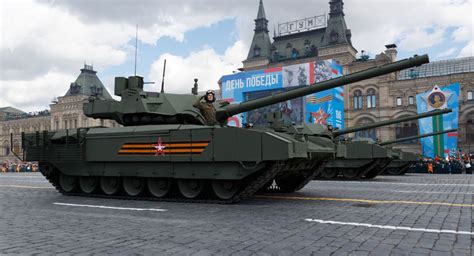 俄罗斯最先进的坦克投入实战