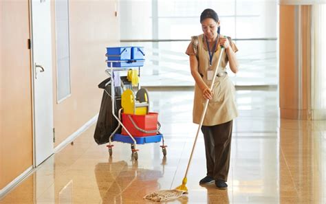 做清洁工一个月工资多少