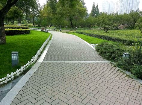 公园砖
