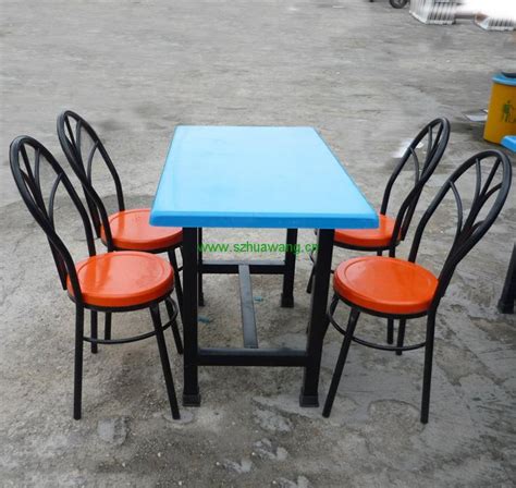 化州市玻璃钢餐桌椅加工
