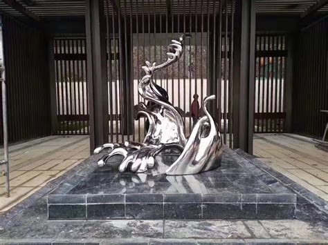 北京不锈钢景观雕塑定制