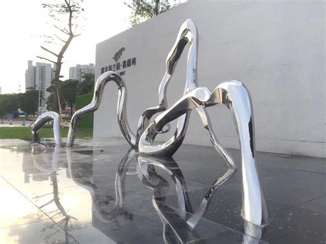 北京玻璃钢雕塑安装效果
