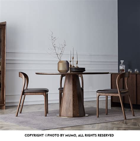 北欧风格圆桌椅
