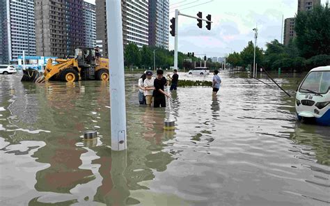 十二省市大暴雨图片高清