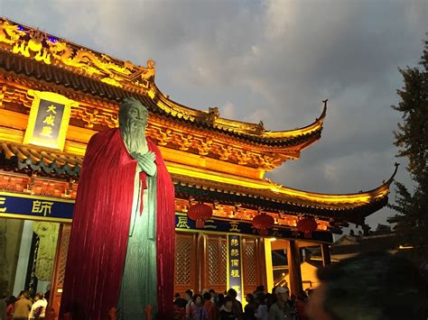 南京夫子庙游客被劝返