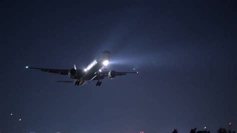 南航737夜间起飞 乘客视频