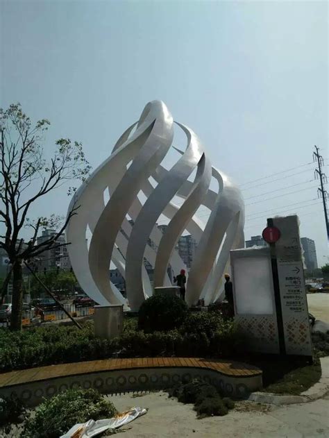 台州广场玻璃钢雕塑哪家便宜