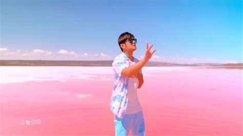周杰伦谈粉色海洋MV