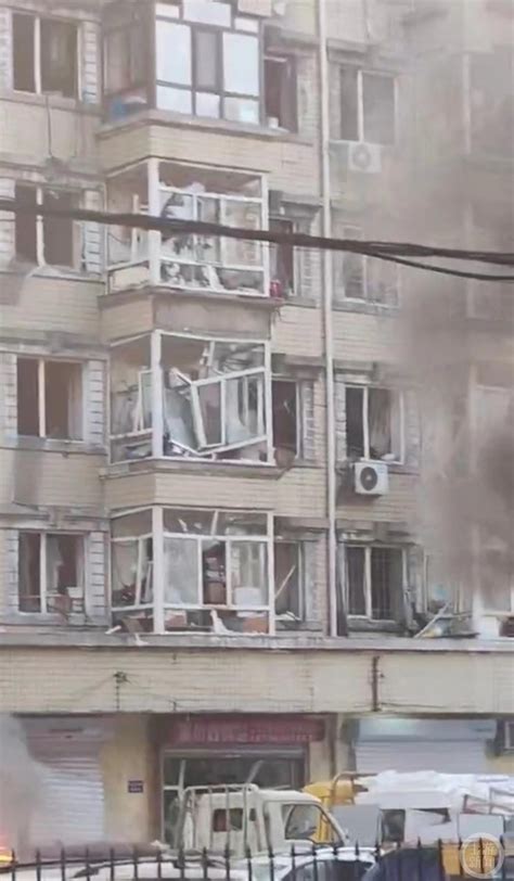 哈尔滨一居民楼发生不明原因爆炸