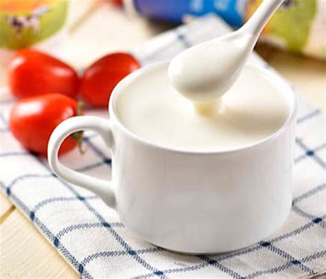 喝了过期的酸奶会得癌症吗