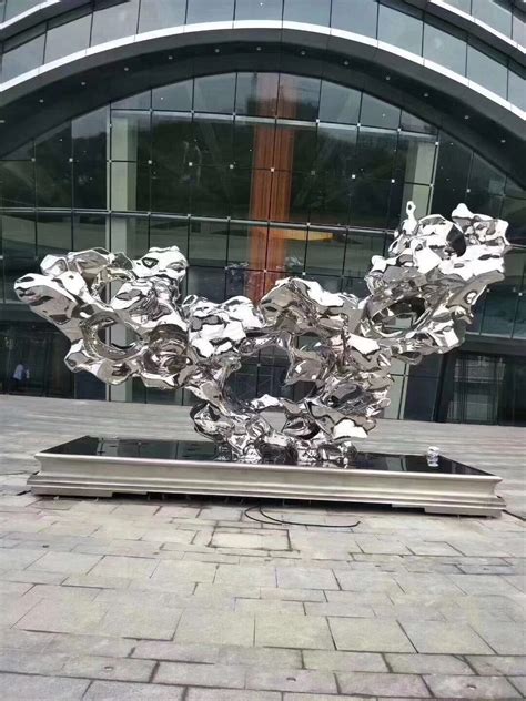 四川不锈钢抽象雕塑定制