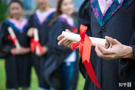 在国内毕业可以去国外考证吗