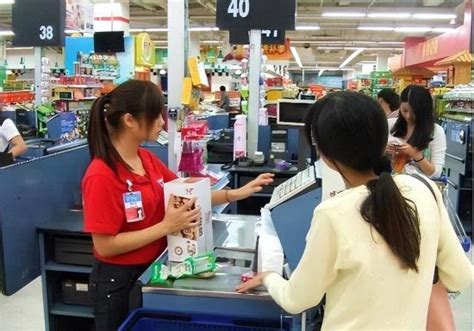 在江门超市上班工资多少