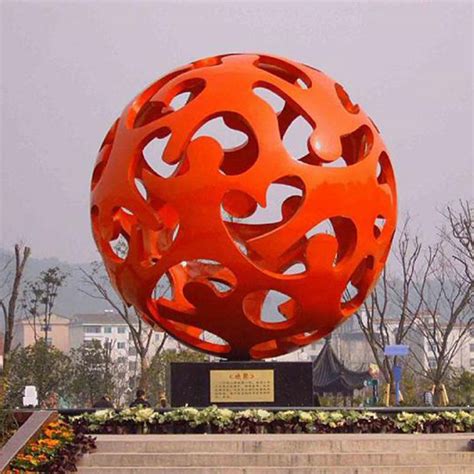 城市不锈钢镂空球雕塑