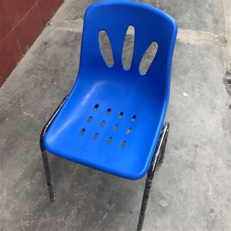 塑料靠背椅修复