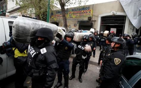 墨西哥女警被毒贩抓后续