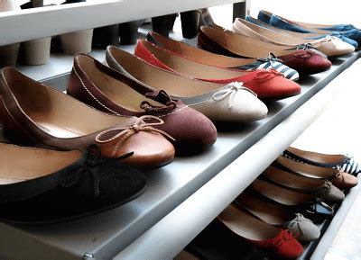 女人梦到买鞋预示什么