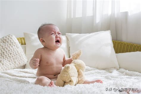 婴儿的哭声怎么形容