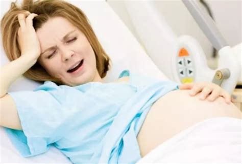 孕中期做梦高潮宫缩影响宝宝吗