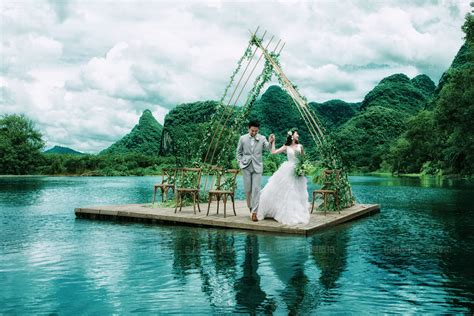 沈阳规模大的婚纱摄影网站优化图片