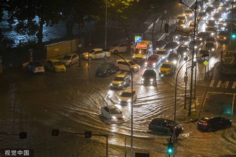巴西暴雨引发洪灾